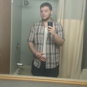 Meet your Posher, Dustin